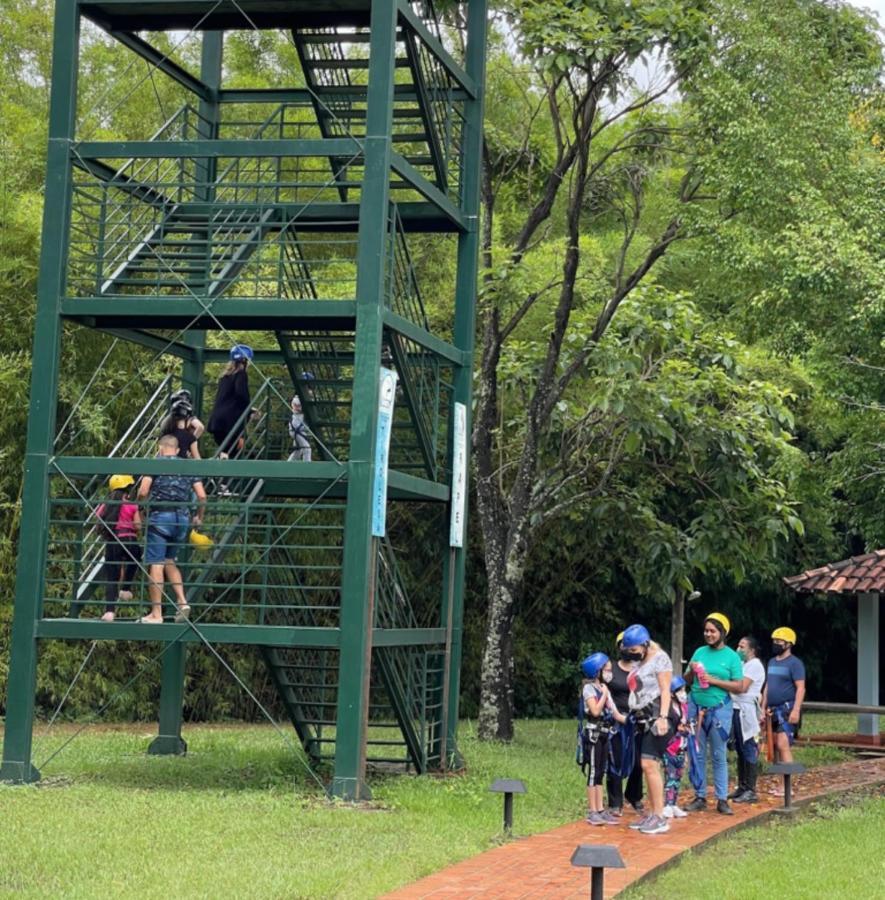 Sertao Veredas Hotel Fazenda Paraopeba Exteriör bild