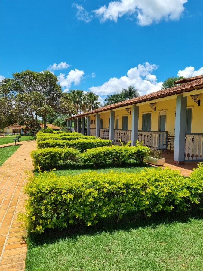 Sertao Veredas Hotel Fazenda Paraopeba Exteriör bild